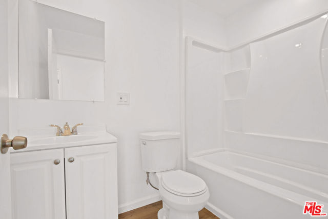 649 1/2 W 92nd Street, Los Angeles CA: https://media.crmls.org/mediaz/54b9777c-4415-4d1c-a7ec-03899fd96d50.jpg