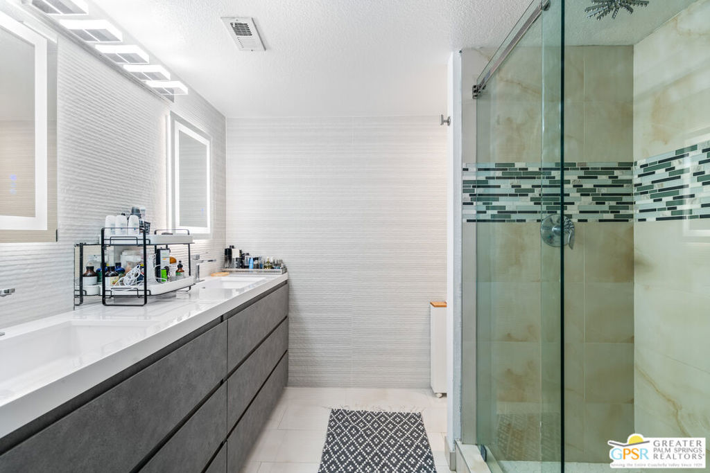 MLS #25564707PS image #25