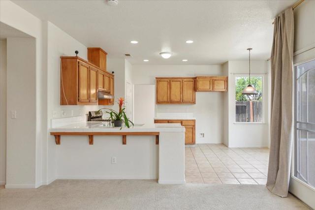 1446 Nottingham Circle, Los Banos CA: https://media.crmls.org/mediaz/54b9afde-e09b-418a-b77b-bf430969a0b1.jpg