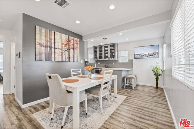 10236 S 1st Avenue, Inglewood CA: https://media.crmls.org/mediaz/54bac06e-5a8e-4e60-b022-28696902cbd0.jpg