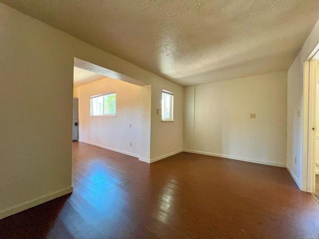 Detail Gallery Image 14 of 21 For 2150 Michael Ave, Stockton,  CA 95206 - 5 Beds | 2 Baths