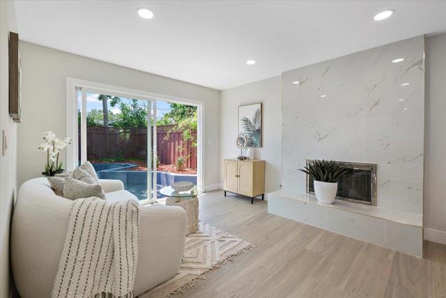 2495 Malaga Drive, San Jose CA: https://media.crmls.org/mediaz/54bb1373-bde8-4b28-b159-85c20a56c230.jpg