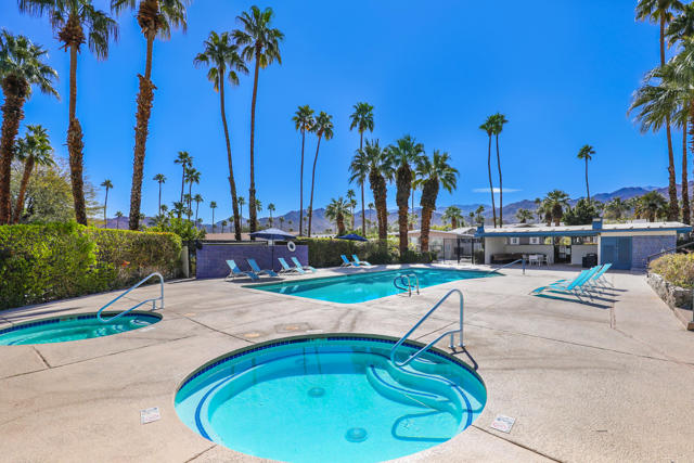 6 Cholla Lane, Palm Desert CA: https://media.crmls.org/mediaz/54bb3ec1-e94e-454f-be1d-2afbd584992a.jpg