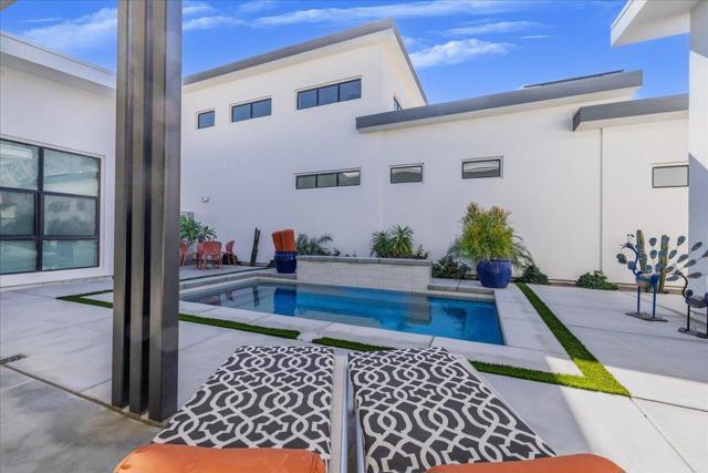 151 Holliday Way, Palm Springs CA: https://media.crmls.org/mediaz/54bc201b-a618-4f19-8803-53b207399ace.jpg