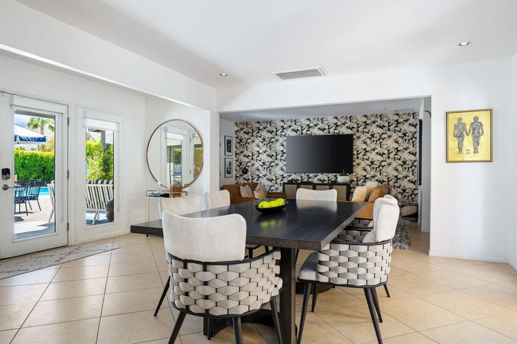 MLS #219138544DA image #14