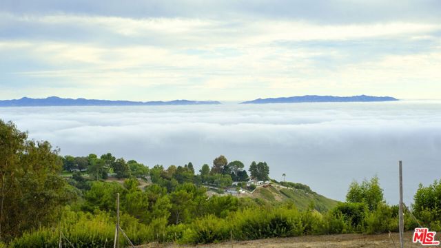 5 Caballeros Road, Rolling Hills, California 90274, 2 Bedrooms Bedrooms, ,3 BathroomsBathrooms,Residential,Sold,Caballeros,25585033