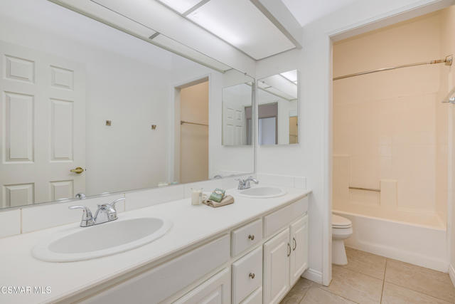 6930 Lafayette Street, Moorpark CA: https://media.crmls.org/mediaz/54bd5de3-e03a-460b-9e81-e9ef73df92de.jpg