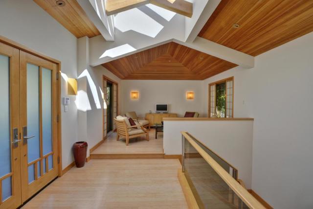 26140 Rancho Manuella Lane, Los Altos Hills CA: https://media.crmls.org/mediaz/54bec0d7-885b-42f0-bb81-cd4336840089.jpg