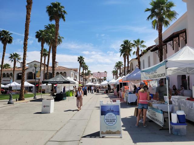 50740 Santa Rosa Plaza, La Quinta CA: https://media.crmls.org/mediaz/54bf63f4-77a9-46af-8a5e-ba5c93bf0ac0.jpg