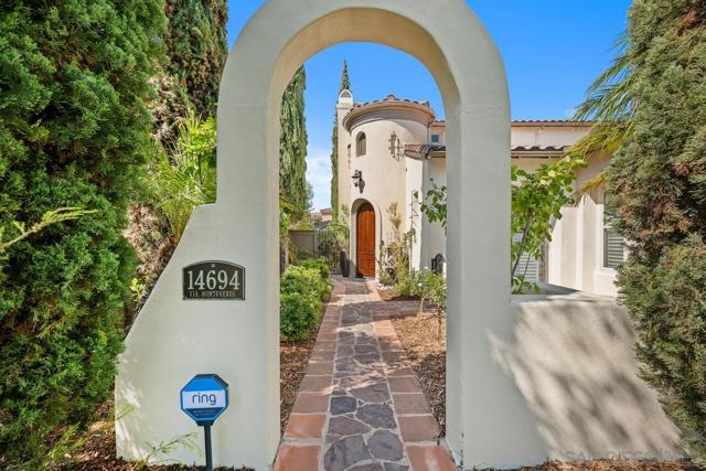 14694 Via Monteverde, San Diego CA: https://media.crmls.org/mediaz/54bfd320-4c37-4228-9094-85a87e3a38f5.jpg