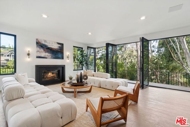 8171 Tianna Road, Los Angeles CA: https://media.crmls.org/mediaz/54c0a2de-13ff-4b23-a45b-aaac1bda8aee.jpg