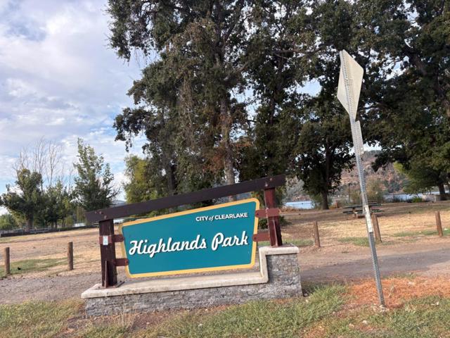 16233 24th, Clearlake CA: https://media.crmls.org/mediaz/54c1878b-9914-44ac-975f-459158c37826.jpg