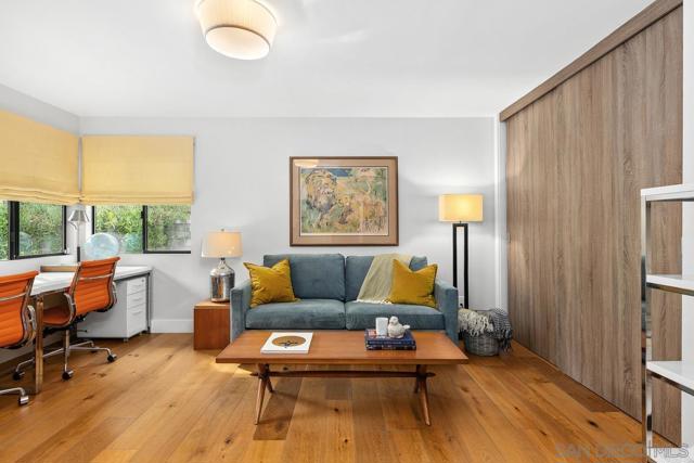 Image 12 of 40 For 4286 Merritt Boulevard