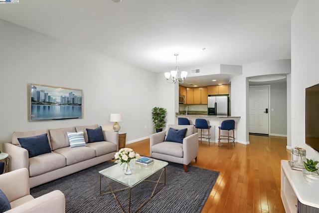 Living area (virtually staged)