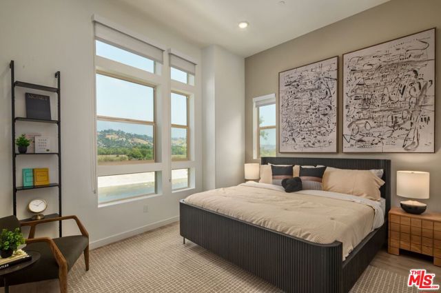 2718 N Rana Way, Los Angeles CA: https://media.crmls.org/mediaz/54c29710-f059-40c2-854b-79e86d488617.jpg