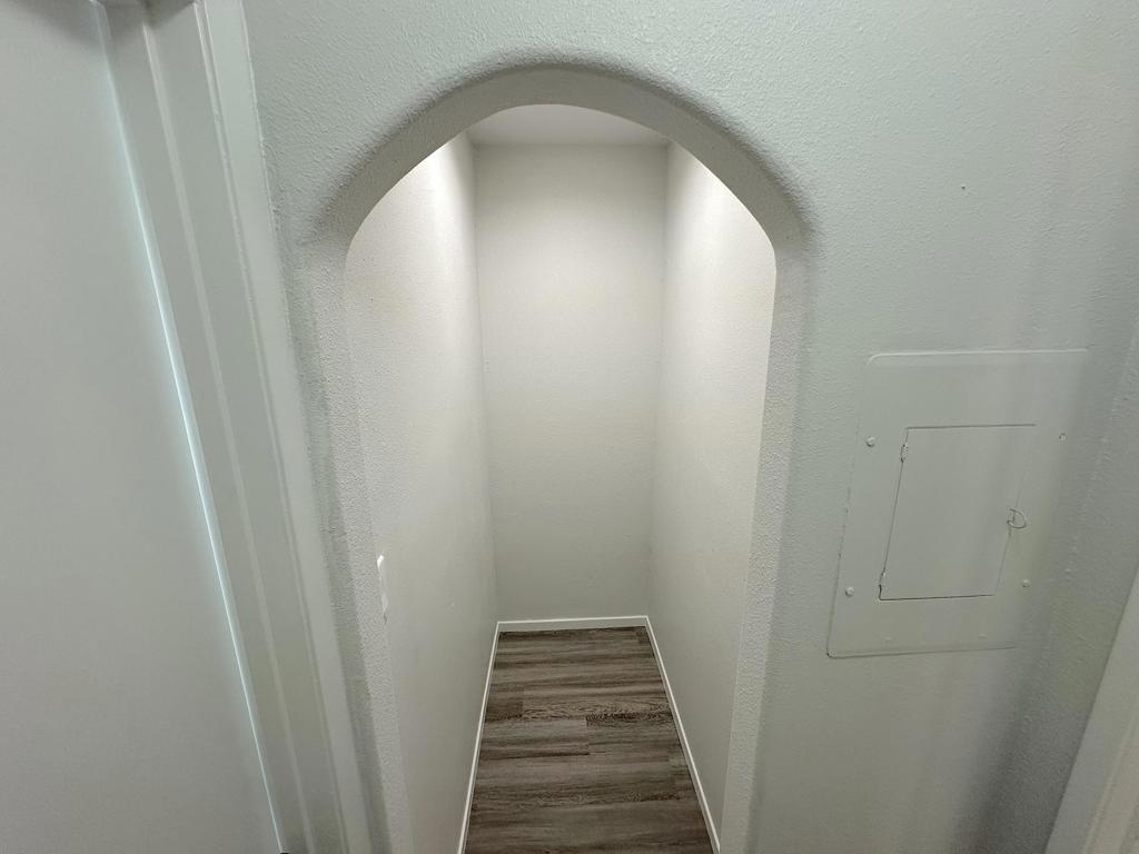 https://media.crmls.org/mediaz/54c2d4c2-2a44-4e52-80ca-f9eab41bc28d.jpg?preset=X-Large