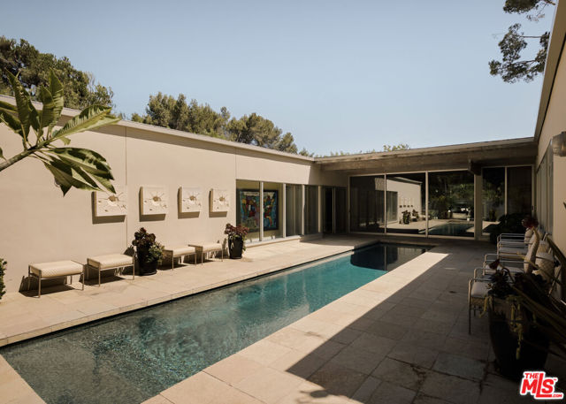 Drew Fenton | 840 N Kenter Avenue Los Angeles CA | MLS: 7409312