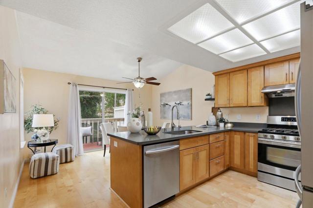 1212 Shelby Creek Lane, San Jose CA: https://media.crmls.org/mediaz/54c338f3-6fb0-4e86-b95d-8f47070356ed.jpg