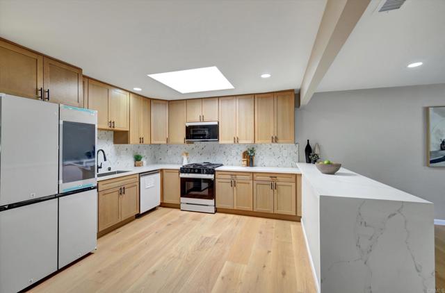 Detail Gallery Image 12 of 49 For 1251 1/2 2nd Ave, Chula Vista,  CA 91911 - 4 Beds | 3 Baths