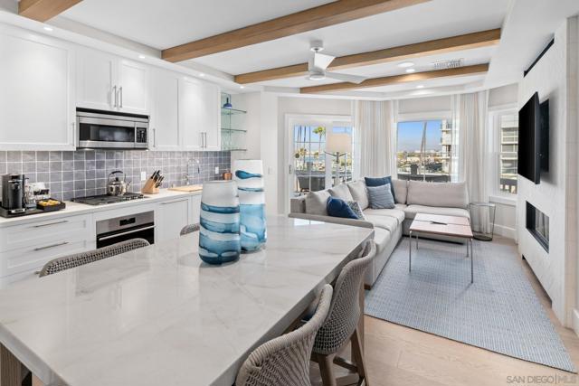 1500 Orange Avenue, Coronado CA: https://media.crmls.org/mediaz/54c43c8b-d414-4438-942b-6dc553af17fc.jpg