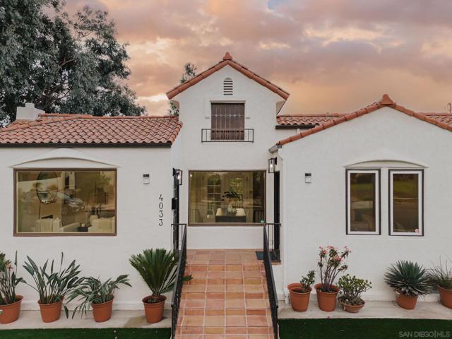 4033 S Hempstead Cir, San Diego CA: https://media.crmls.org/mediaz/54c4c451-accd-4cce-ba4b-6df79f0f4525.jpg