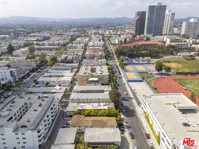 1453 S Westgate Avenue, Los Angeles CA: https://media.crmls.org/mediaz/54c5452e-6cd5-4355-9c0f-6acc4cf1d7ef.jpg