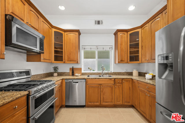11840 Dorothy Street, Los Angeles CA: https://media.crmls.org/mediaz/54c60482-bfc5-4d14-89ac-484a06c7be6e.jpg