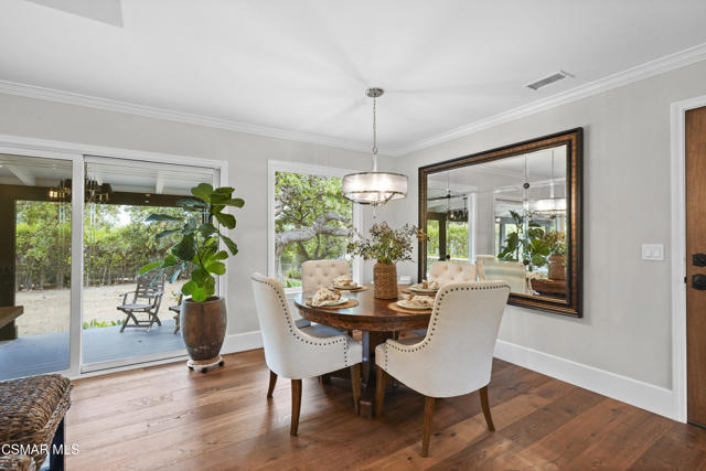 1658 La Granada Drive, Thousand Oaks CA: https://media.crmls.org/mediaz/54c6feb4-0730-45ae-9e36-9d0fe52f1915.jpg