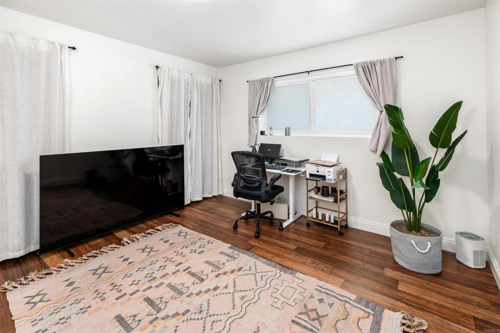 318 Juniper Avenue - photo 13