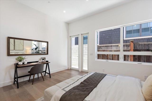 61 HILLTOP Drive, San Carlos CA: https://media.crmls.org/mediaz/54c75c7a-4e25-4057-9caf-930445c813e5.jpg