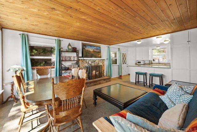 Detail Gallery Image 15 of 26 For 31111 All View Dr, Running Springs,  CA 92382 - 3 Beds | 1/1 Baths