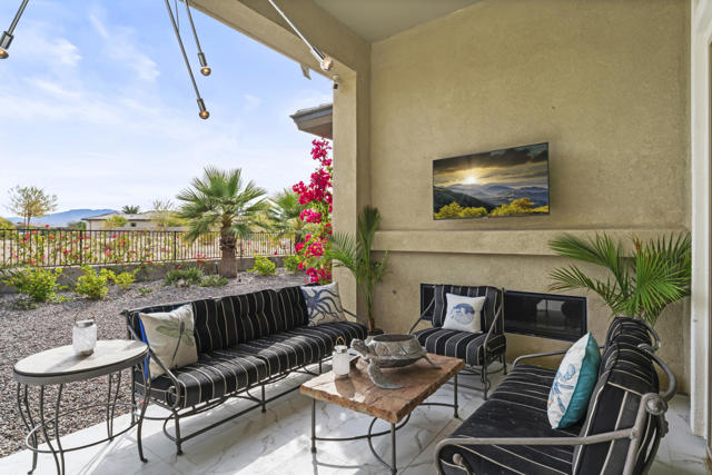 80 Zinfandel, Rancho Mirage CA: https://media.crmls.org/mediaz/54c86eb2-e788-4d98-988a-5e6f14581621.jpg