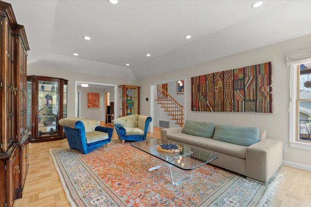 734 Oregon Avenue, San Mateo CA: https://media.crmls.org/mediaz/54c8cd44-42d0-499a-96ce-2fa682b1672f.jpg
