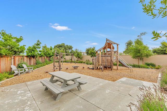 18165 Cosecha Lane0.018, Morgan Hill CA: https://media.crmls.org/mediaz/54c95f73-026f-4ae5-a951-f8868e52ddc2.jpg