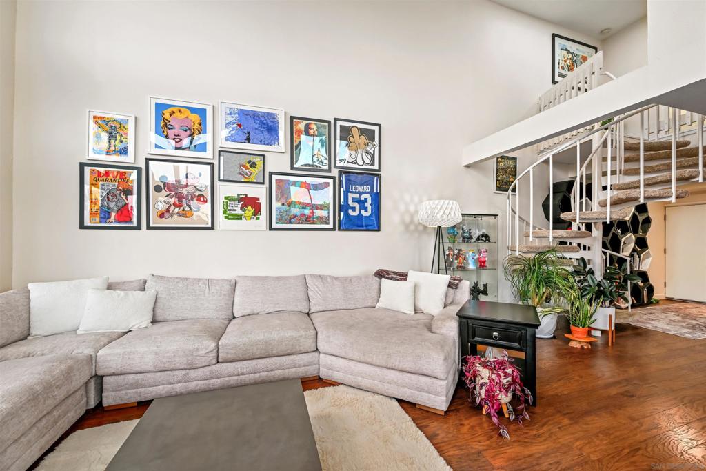 881 Thomas Ave - photo 4