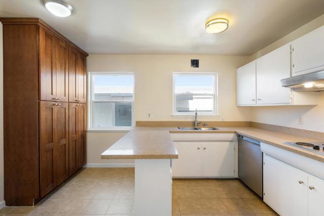 139 Santa Paula Drive, Daly City CA: https://media.crmls.org/mediaz/54cb6c07-b481-4757-aeeb-f11faa1fe700.jpg