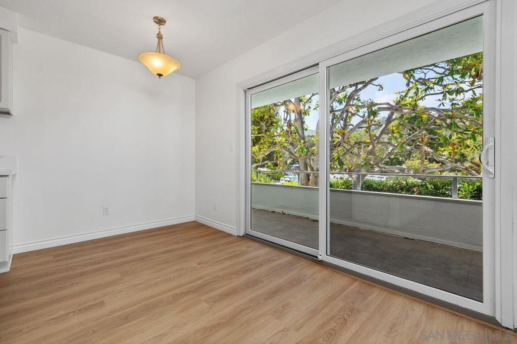 2368 Torrey Pines Road - photo 16