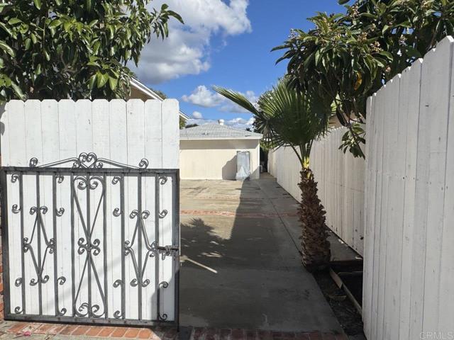 Detail Gallery Image 8 of 9 For 634 Erica St, Escondido,  CA 92027 - 1 Beds | 1 Baths