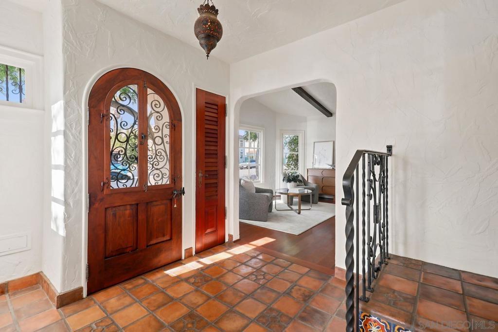 2521 Collier Ave - photo 12