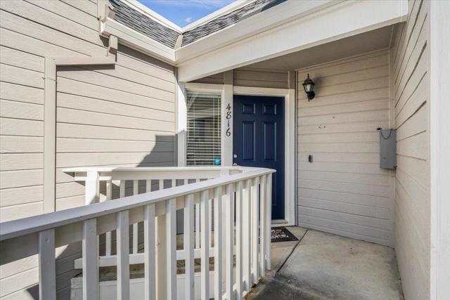 4816 Lakebird Place, San Jose CA: https://media.crmls.org/mediaz/54ce3123-abbd-4d9d-947d-e1caf229d3c5.jpg