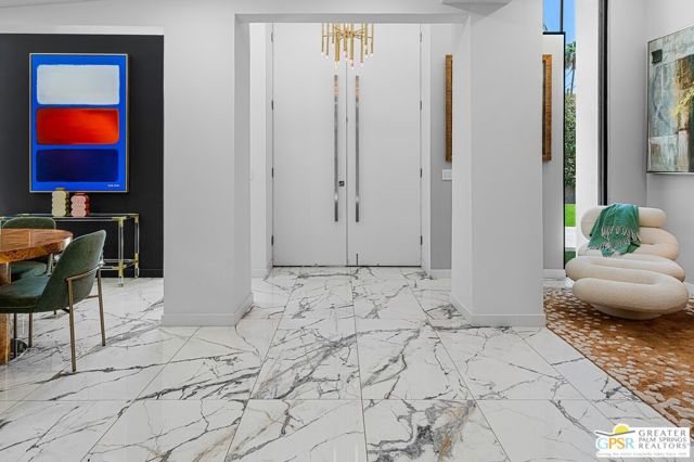 153 W El Camino Way, Palm Springs, CA 92264