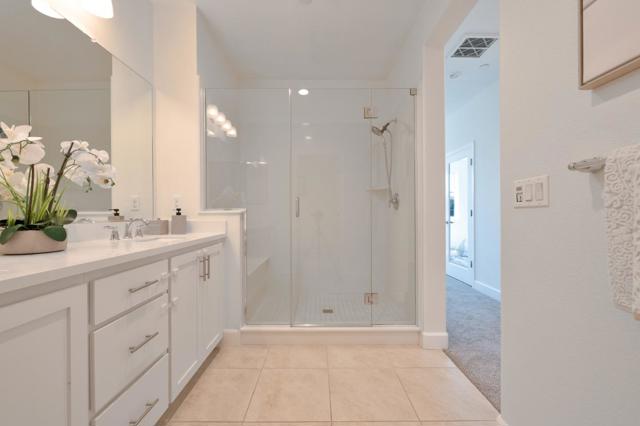 712 Bramble Terrace, Sunnyvale CA: https://media.crmls.org/mediaz/54d1258b-765c-46cb-a01a-a002104ecb1f.jpg