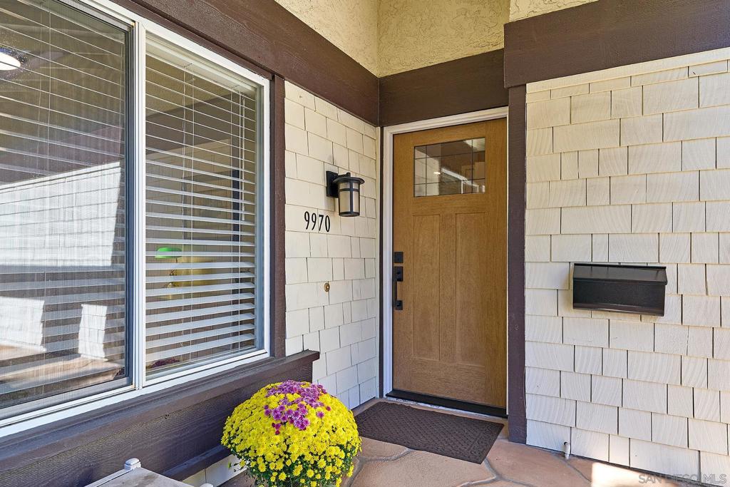 MLS #250043043SD image #6