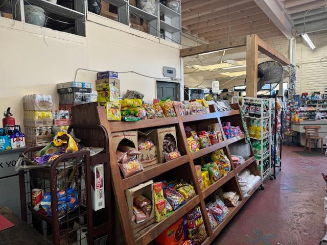 3876 3876 El Camino Real, Palo Alto CA: https://media.crmls.org/mediaz/54d37169-8394-47cd-9cd7-01d0bd6eebbd.jpg