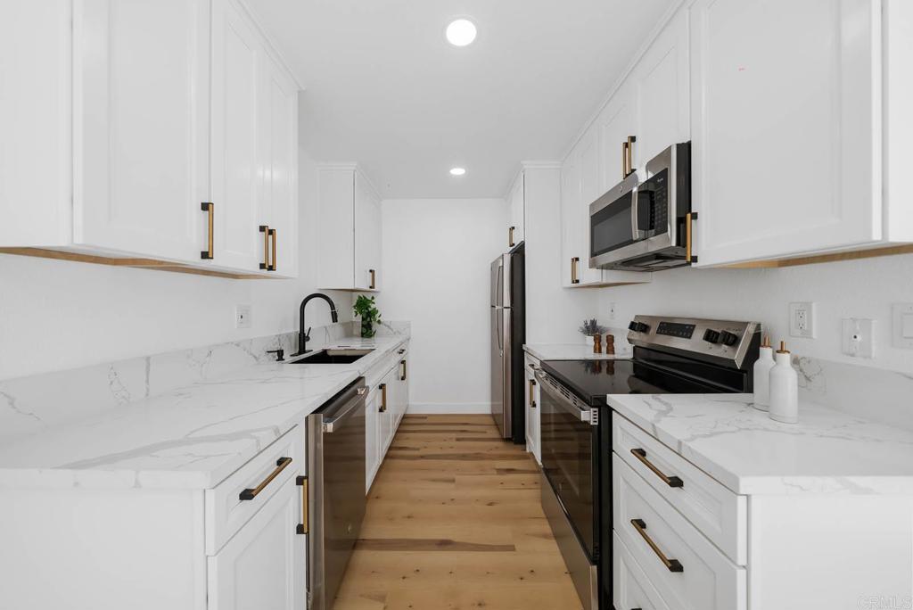 2360 Hosp Way - photo 7