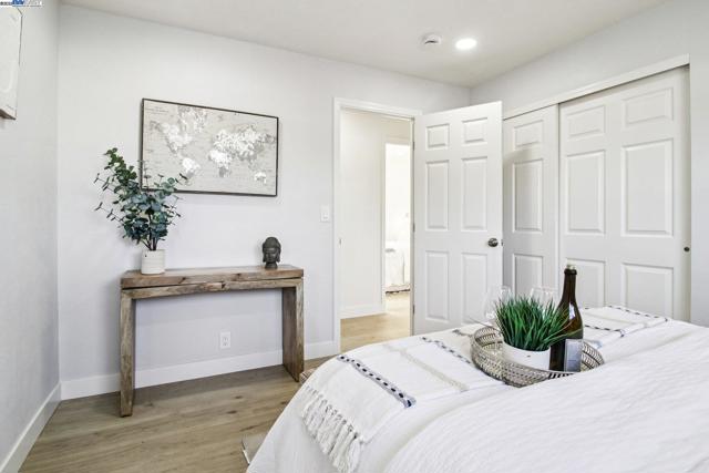 35593 Cleremont Dr, Newark CA: https://media.crmls.org/mediaz/54d5d9ac-e87c-4f1a-b0bb-e845f989aa00.jpg