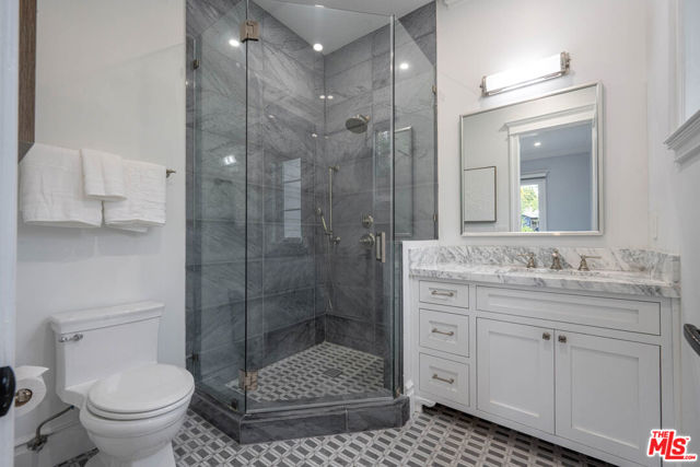 126 N Canyon View Drive, Los Angeles CA: https://media.crmls.org/mediaz/54d6d35e-6f68-425b-adae-5601c62bca35.jpg