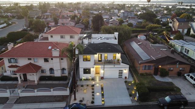 1826 Galveston St, San Diego CA: https://media.crmls.org/mediaz/54d8e129-667e-4667-81c6-75c9131da8c0.jpg