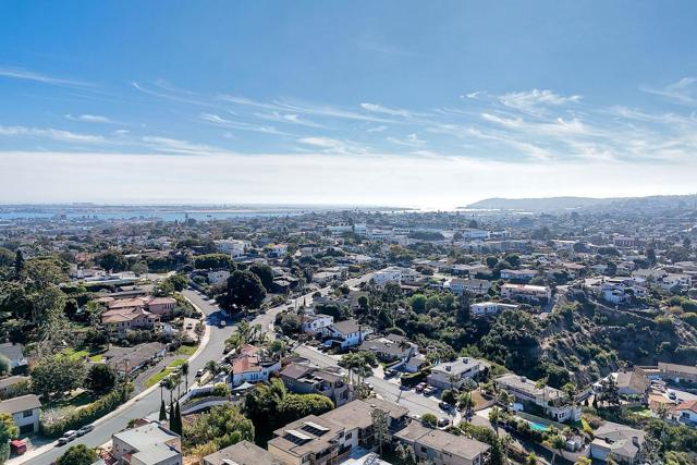3728 Curtis St, San Diego, California 92106, 5 Bedrooms Bedrooms, ,3 BathroomsBathrooms,Single Family Residence,For Sale,Curtis St,250029170SD