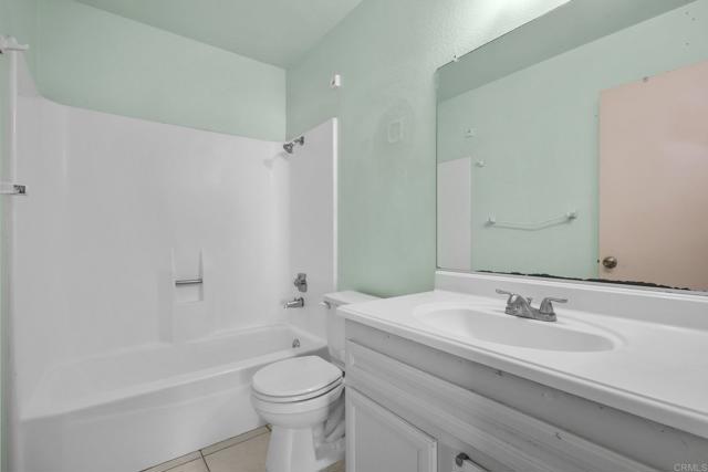 Detail Gallery Image 21 of 29 For 2469 Turnbridge, Escondido,  CA 92027 - 2 Beds | 2 Baths